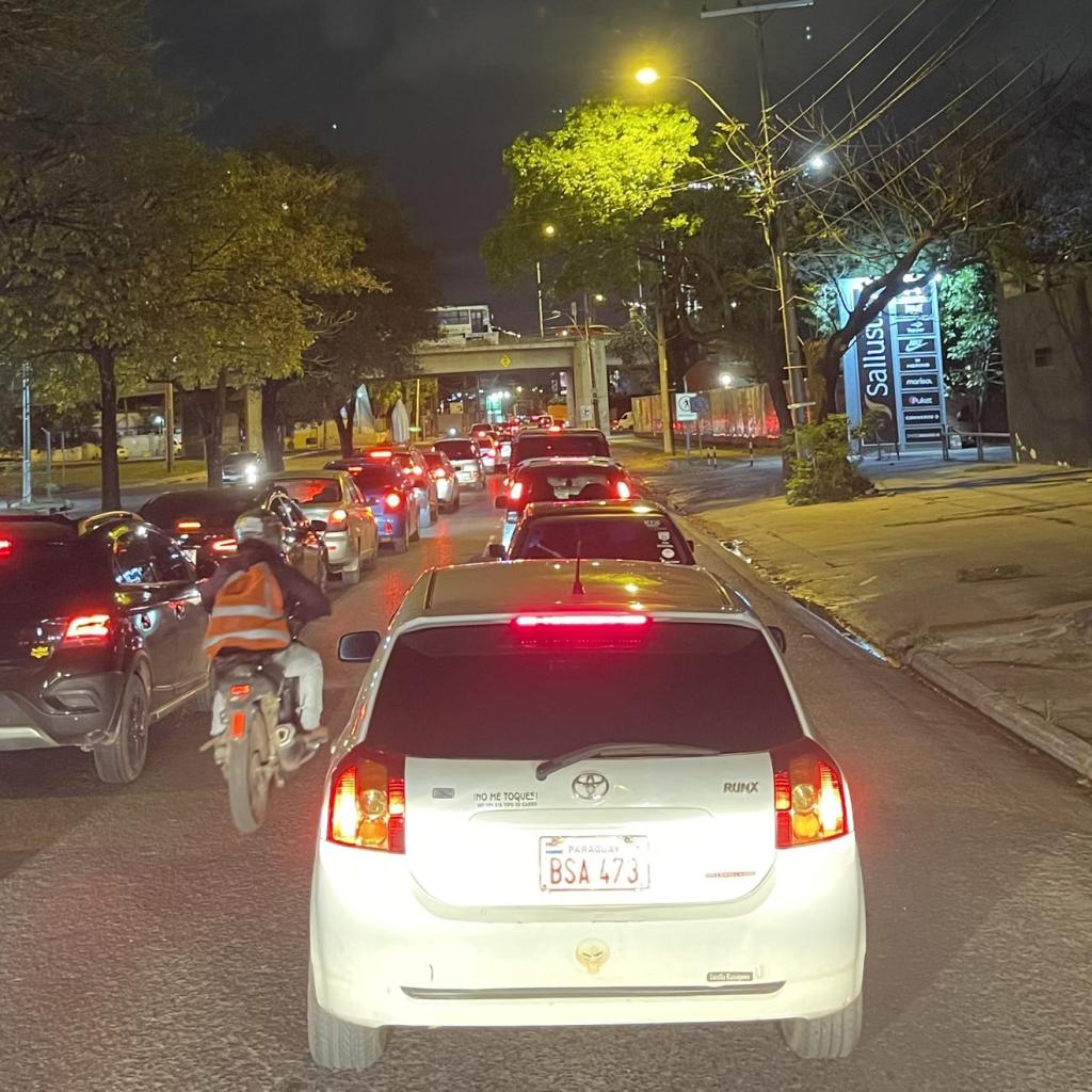 Asunción al borde del colapso vehicular: caos, horas pico y puntos críticos en la capital paraguaya